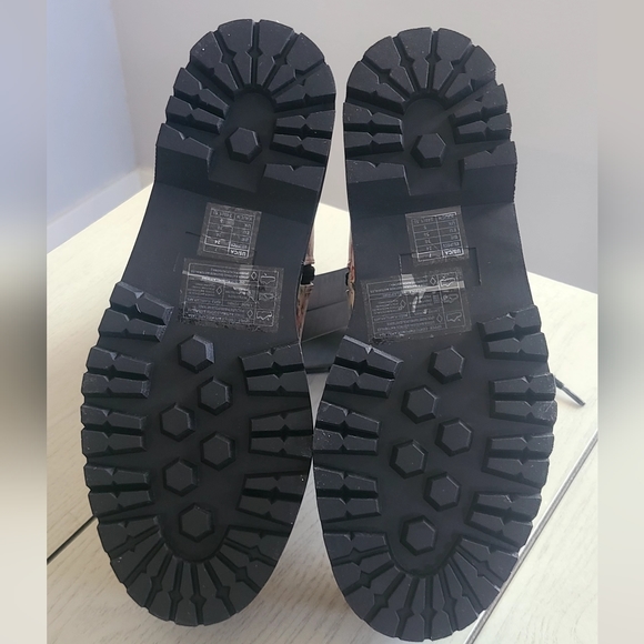 Pink Flower Forever21 Combat Boots - Picture 7 of 9